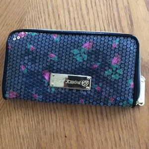 betsy johnson wallet